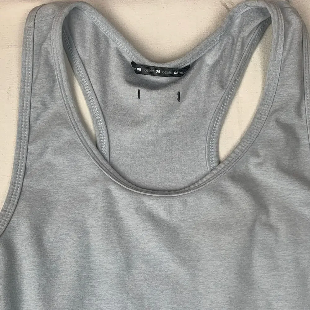 Oiselle size 6 small Gray Athletic tank Blue Accents yoga